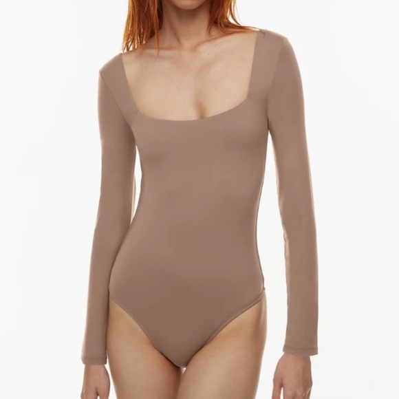 Aritzia Tops - Aritzia Babaton Contour Squareneck Longsleeve Bodysuit in Deep Taupe